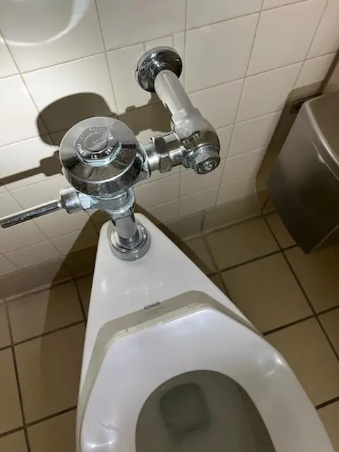 Fixture installation and repair for Repiping in Central District